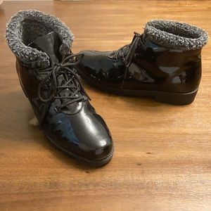 VALLEY LANE Women’s Rain Boots